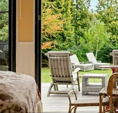 Architect-designed Summer House Near
